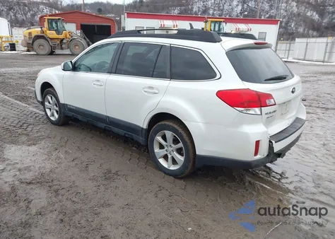 2013 Subaru Outback 2.5I Premium z USA, uszkodzony, nr VIN 4S4BRCCC0D3211320